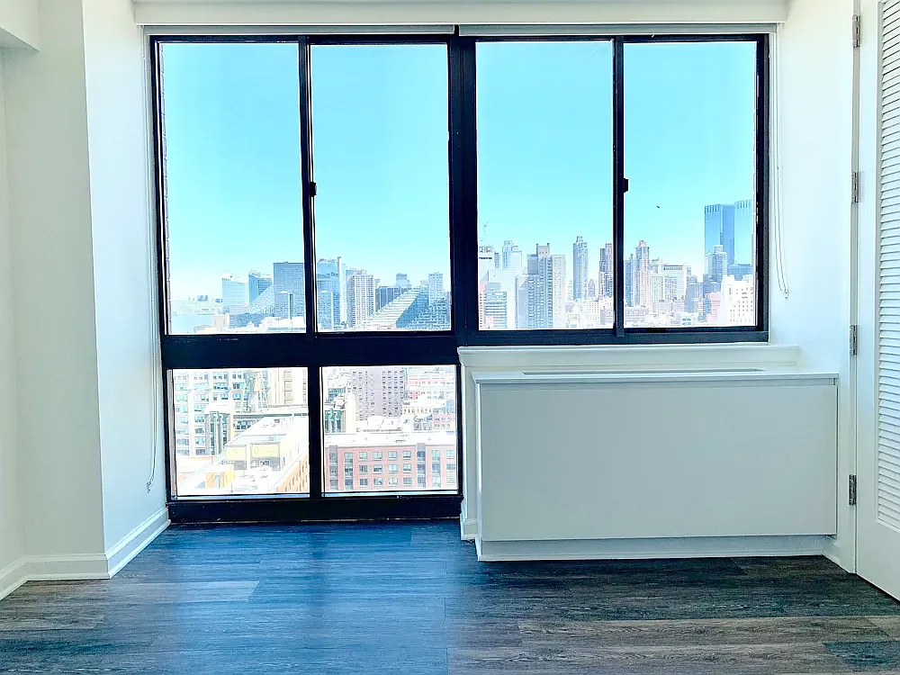 520 West 43rd Street — Photo 1