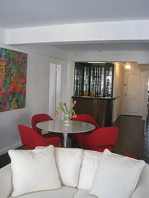 Sold by Luxus Manhattan Realty | media 3