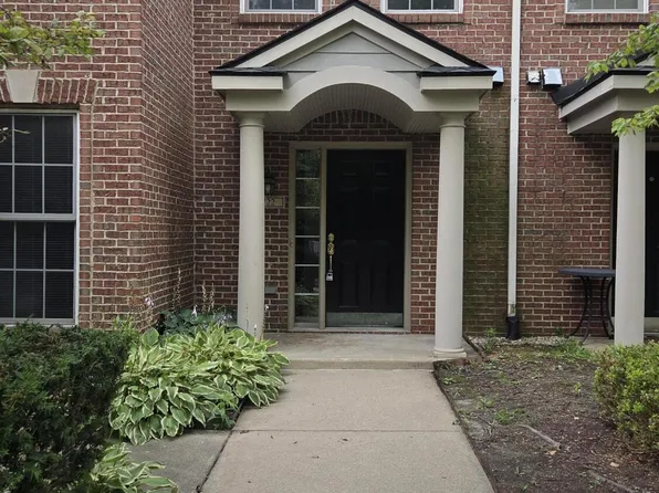 5722 Wellesley Ln, Ypsilanti, MI 48197