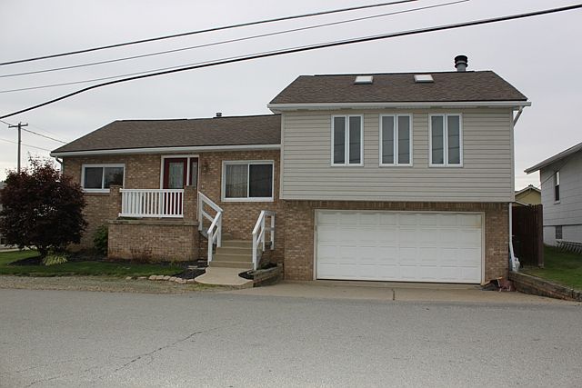 1st image of 646 Memorial Dr