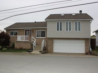 646 Memorial Dr, New Kensington, PA
