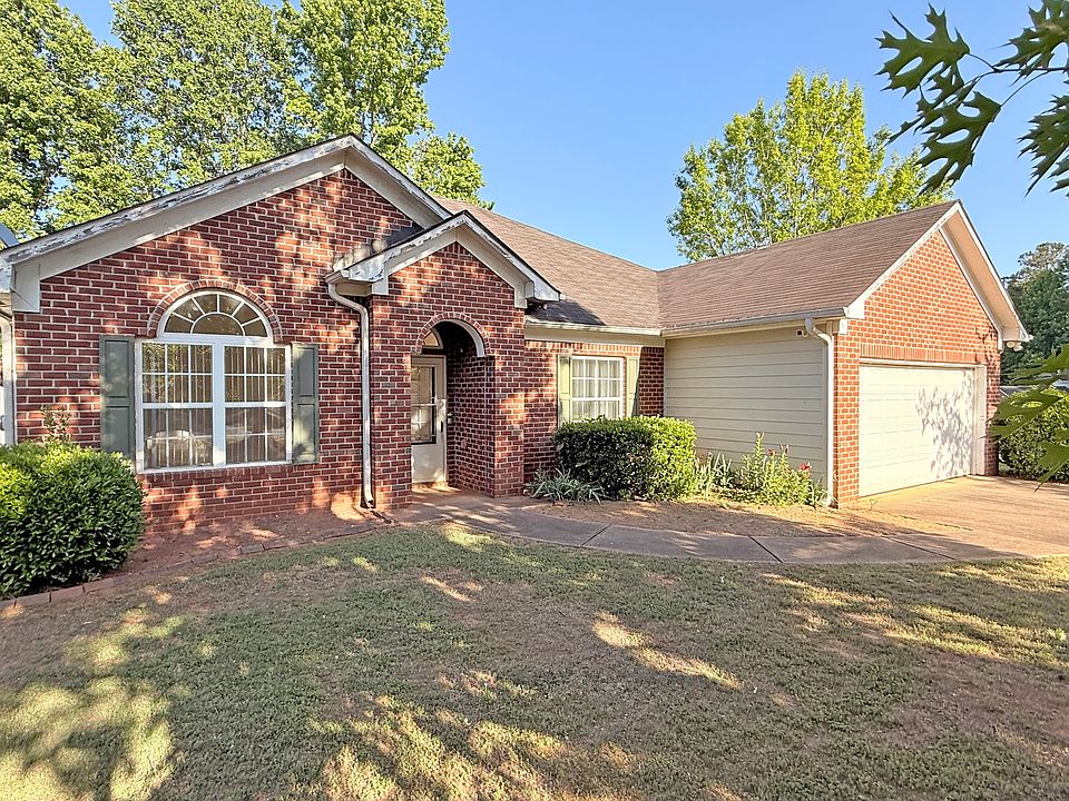 1st image of 65 Lakeridge Ct