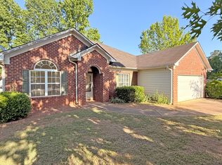 65 Lakeridge Ct, Covington, GA 30016