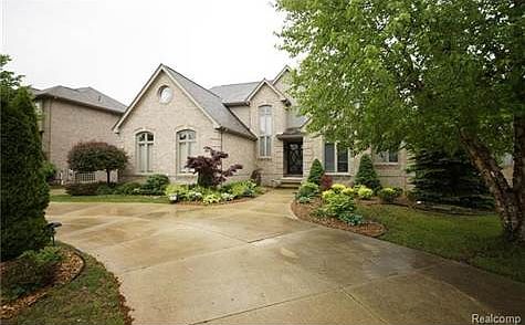 2nd image of 7123 Yarmouth Dr