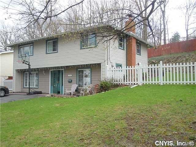 1st image of 124 Monticello Dr N