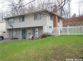 124 Monticello Dr N, Syracuse, NY 13205