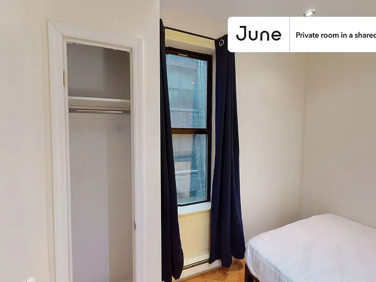 235 W 109th St #D — Photo 3