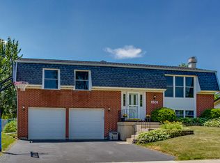 1501 Kathleen Way, Elk Grove Village, IL 60007