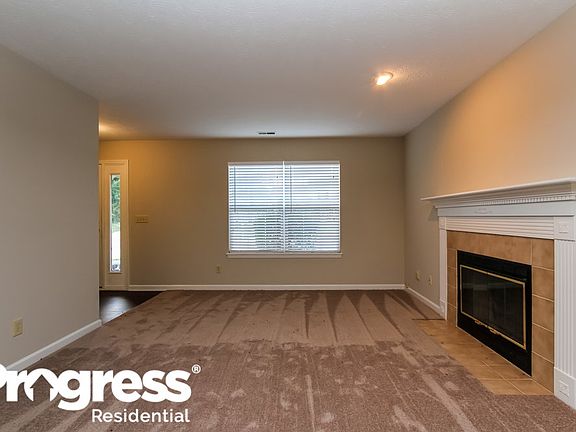 2nd image of 3833 Cherry Blossom Blvd