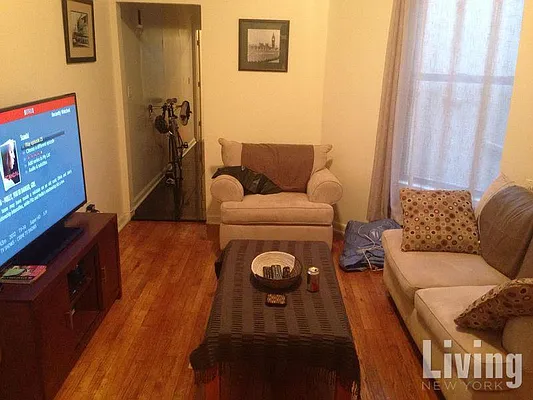 Rented by Living New York | media 7