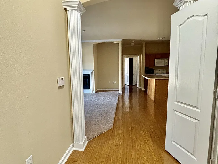 Arbor Place Apartments — Photo 35
