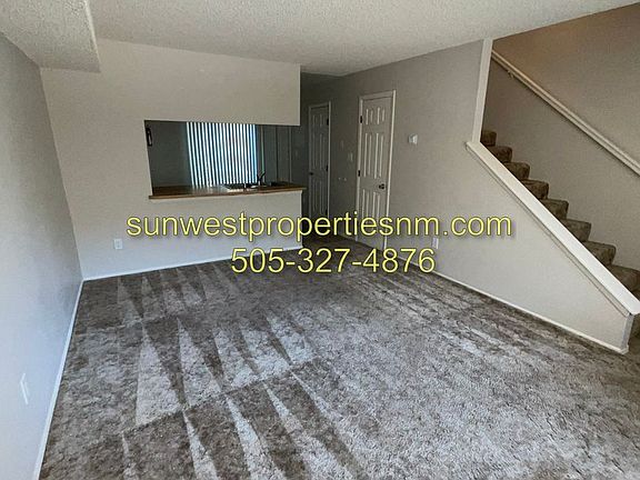 5th image of 1611 Farmington Ave APT 2