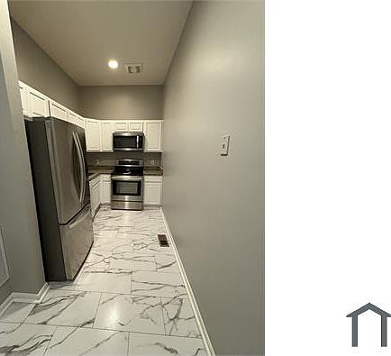 1st image of 2202 Brookfield Ave APT 1