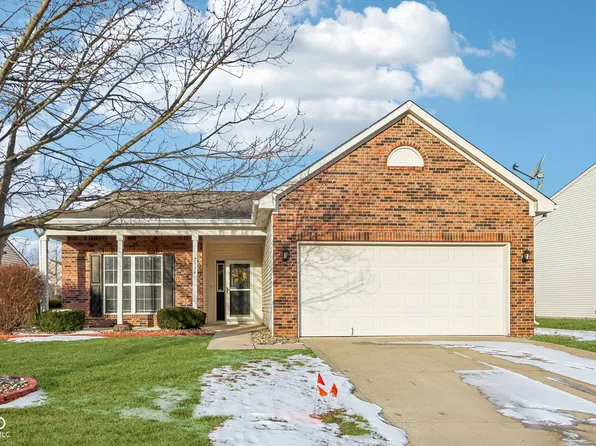 2934 Lodgepole Dr, Whiteland, IN 46184