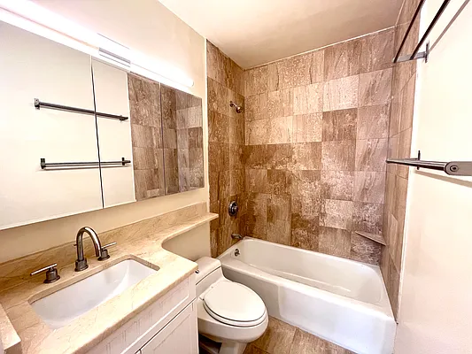 Rented by Corcoran | media 6