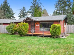 2806 Bona Vista Dr SW, Olympia, WA 98512