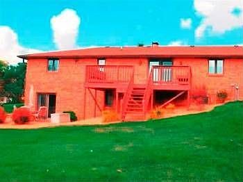 4th image of 1770 Cady Ln