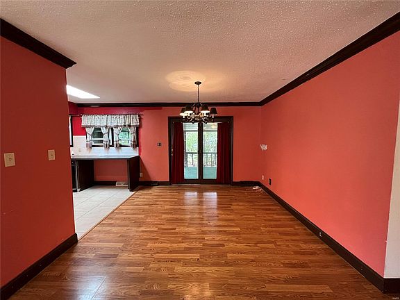 5th image of 1811 Sherwood Dr