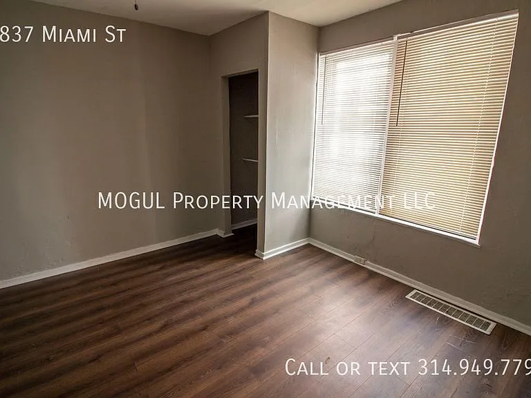 2837 Miami St — Photo 12