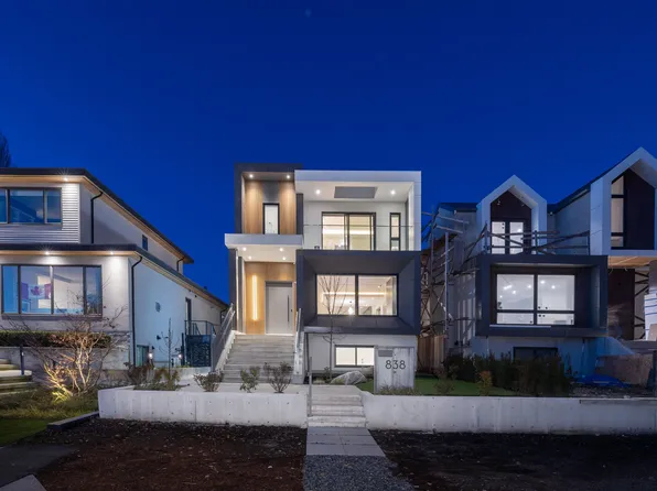 838 E 14th St, North Vancouver, BC V7L 2P6