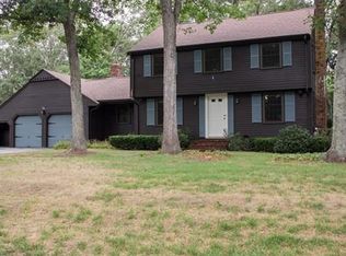 13 Emerson Rd, Medfield, MA 02052