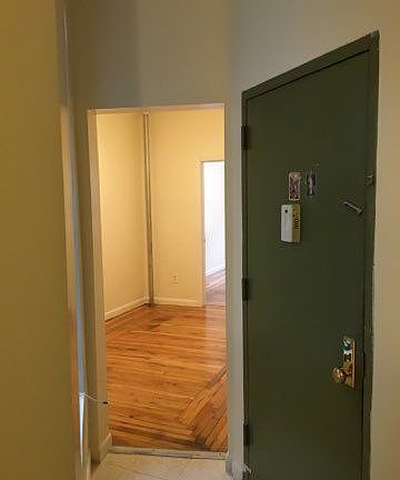 2nd image of 3047 Hull Ave APT 1S