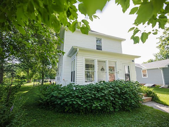 4th image of 716 Lyndale Ave