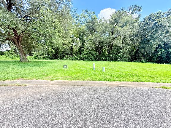 2nd image of 0 Upland Ct