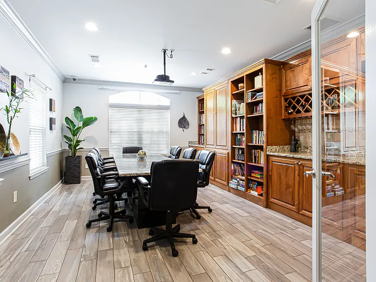 1074 Peachtree Walk NE #B115 — Photo 13