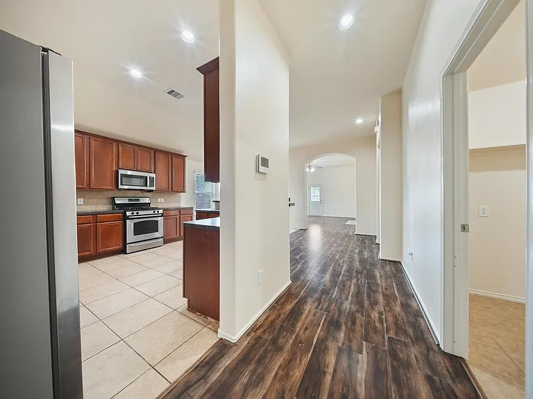 5015 Bridgecrossing Ct — Photo 6