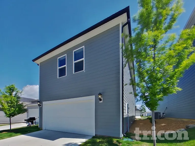 1331 Carriage Park Dr — Photo 23