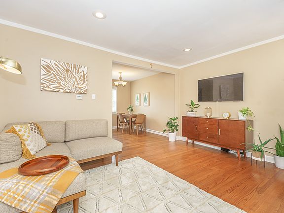 5th image of 7219 W Summerdale Ave