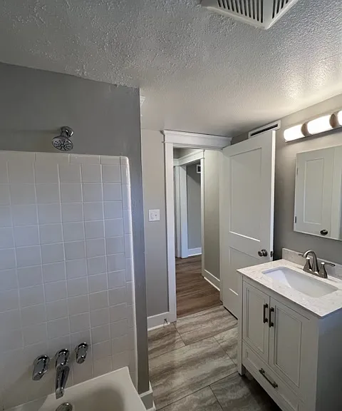 811 Bromley Rd #8 — Photo 9