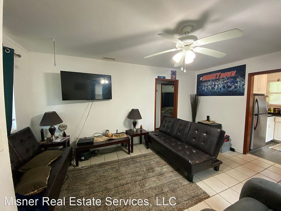 1st image of 204 NW 21st St #9535880