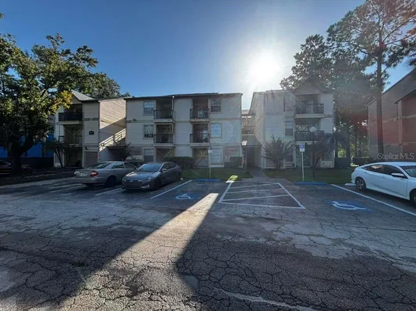 1916 LAKE ATRIUMS CIRCLE #33, ORLANDO, FL 32839
