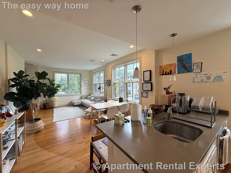 45 Cameron Ave #2 — Photo 4