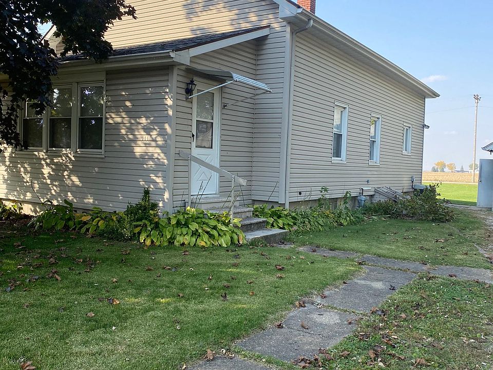 Clean 2 bedroom house with central air