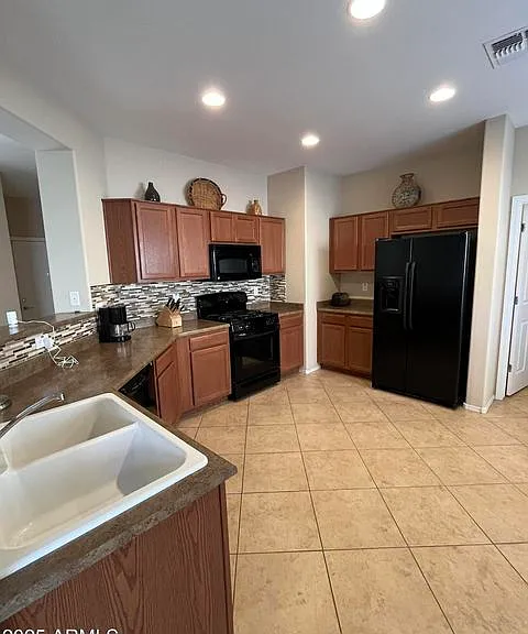 26087 W Tonto Ln — Photo 23