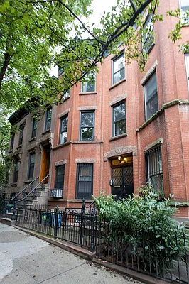 Rented by Erica Sullivan, LREB | media 36