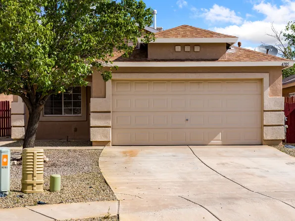 4705 Chow Ct NE, Rio Rancho, NM 87144