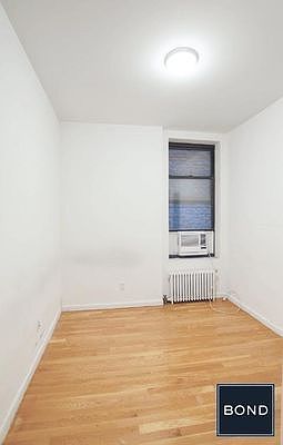 5th image of 1297 Lexington Ave APT 10