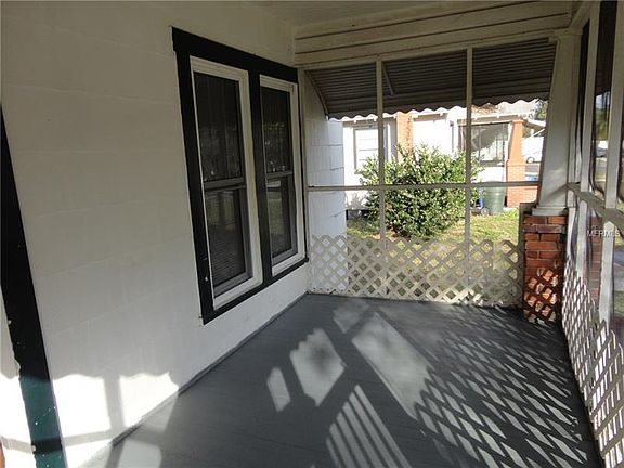 2nd image of 190 W Vine St