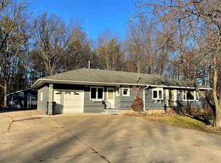 910 Letendre Ave, Port Edwards, WI 54469