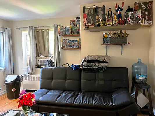 Rented by Prime Realty | media 2