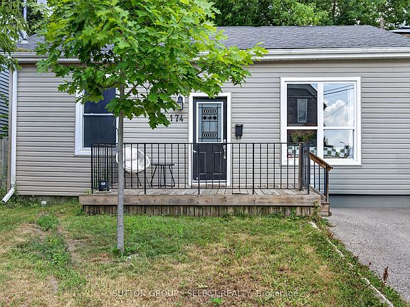 2nd image of 174 Clarence St