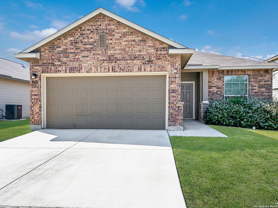 1st image of 4619 Acacia Hill
