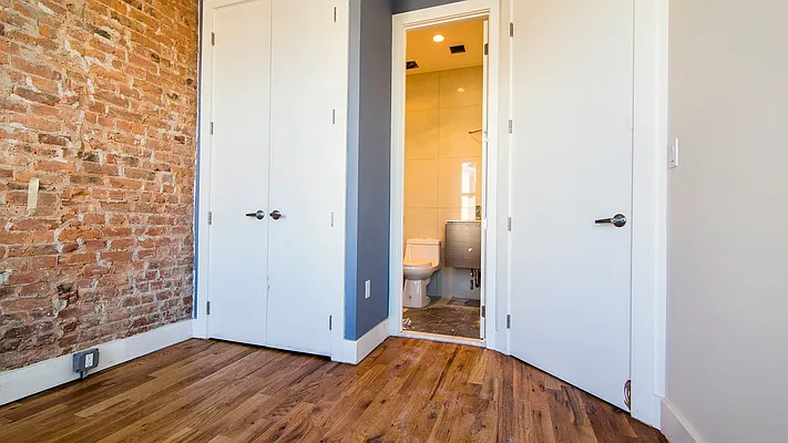 Rented by Nooklyn NYC LLC | media 10