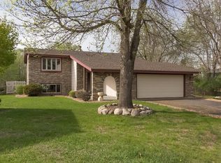 4001 97th Ln NE, Blaine, MN 55014