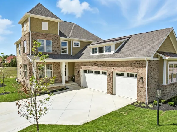 8101 Oaktree Dr S, Dublin, OH 43016