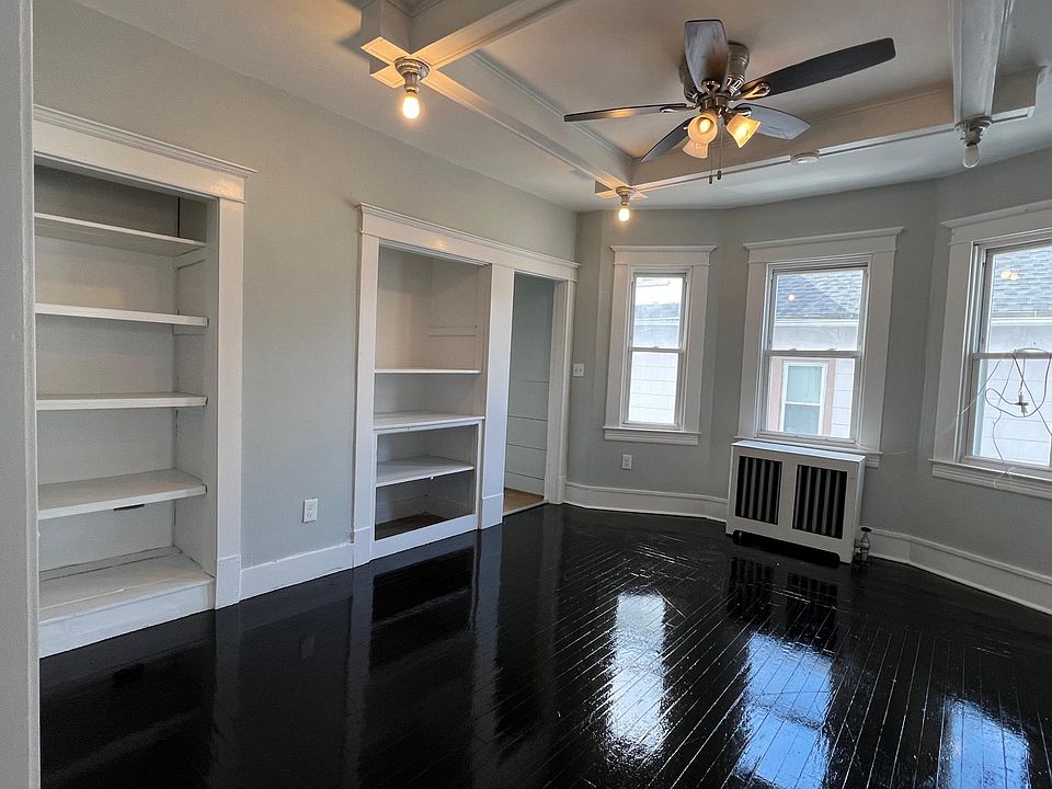 169 Prospect St Springfield MA Zillow